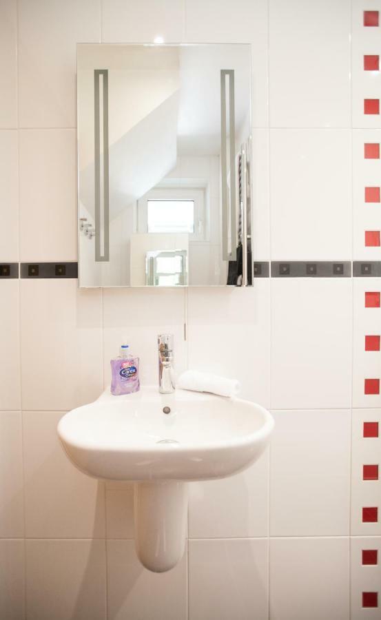 Honest University Apartment 2 Southampton Zewnętrze zdjęcie